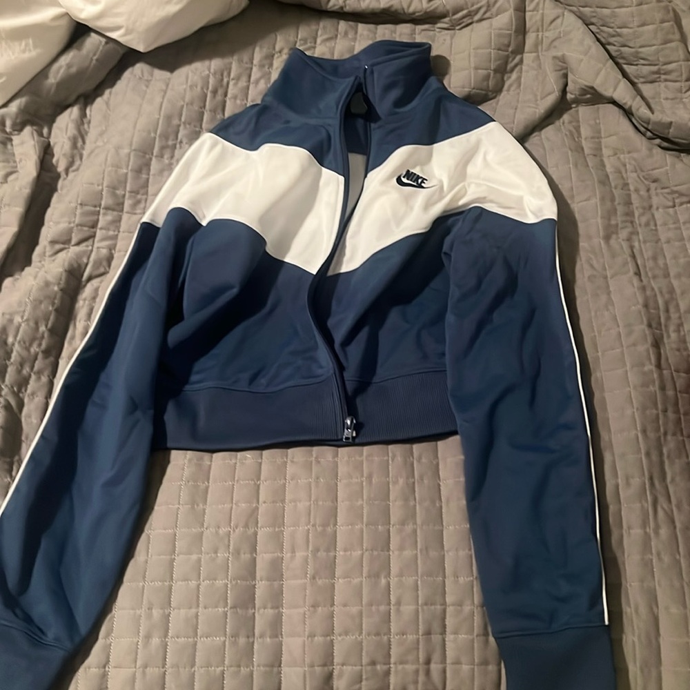Nike crop jacket